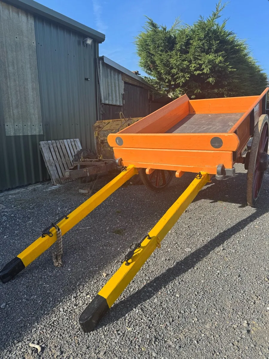 Fully restored antique horse cart/trailer - Image 2