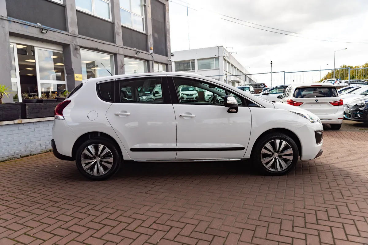 Peugeot 3008 1.2 ACTIVE 130BHP 5DR ESTATE // 1 IRI - Image 2