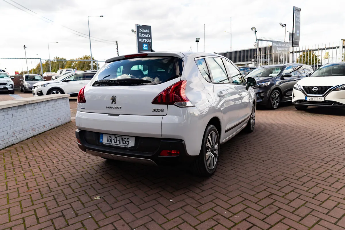 Peugeot 3008 1.2 ACTIVE 130BHP 5DR ESTATE // 1 IRI - Image 3