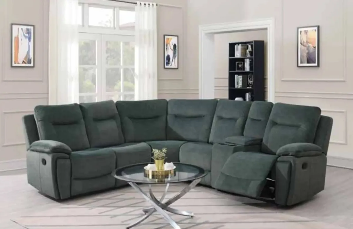Brand new Finley recliner corner reduced