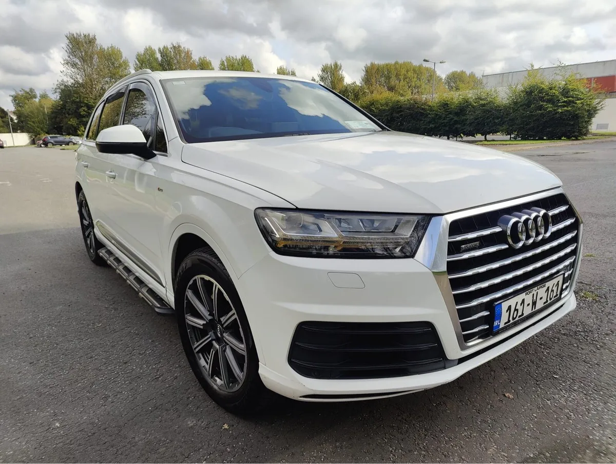 Audi Q7 S-Line - Image 1