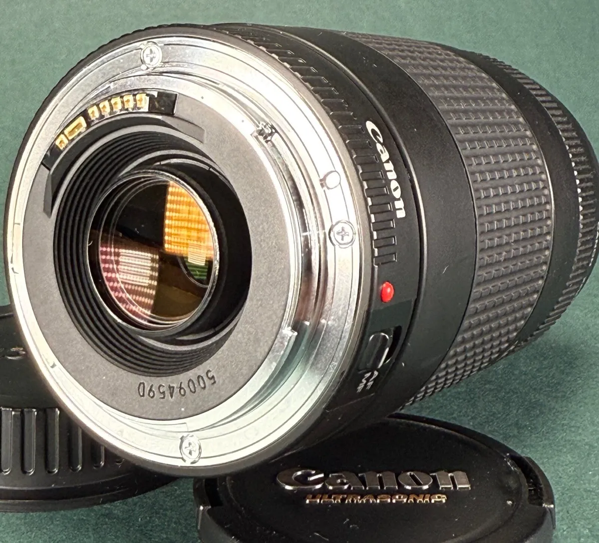 Canon EF 75-300mm f/4-5.6 III USM lens - Image 3