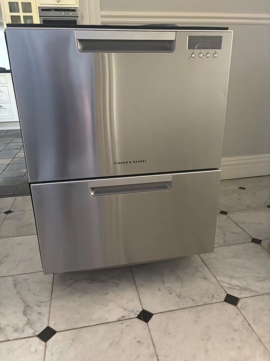 Dishwasher - Image 1
