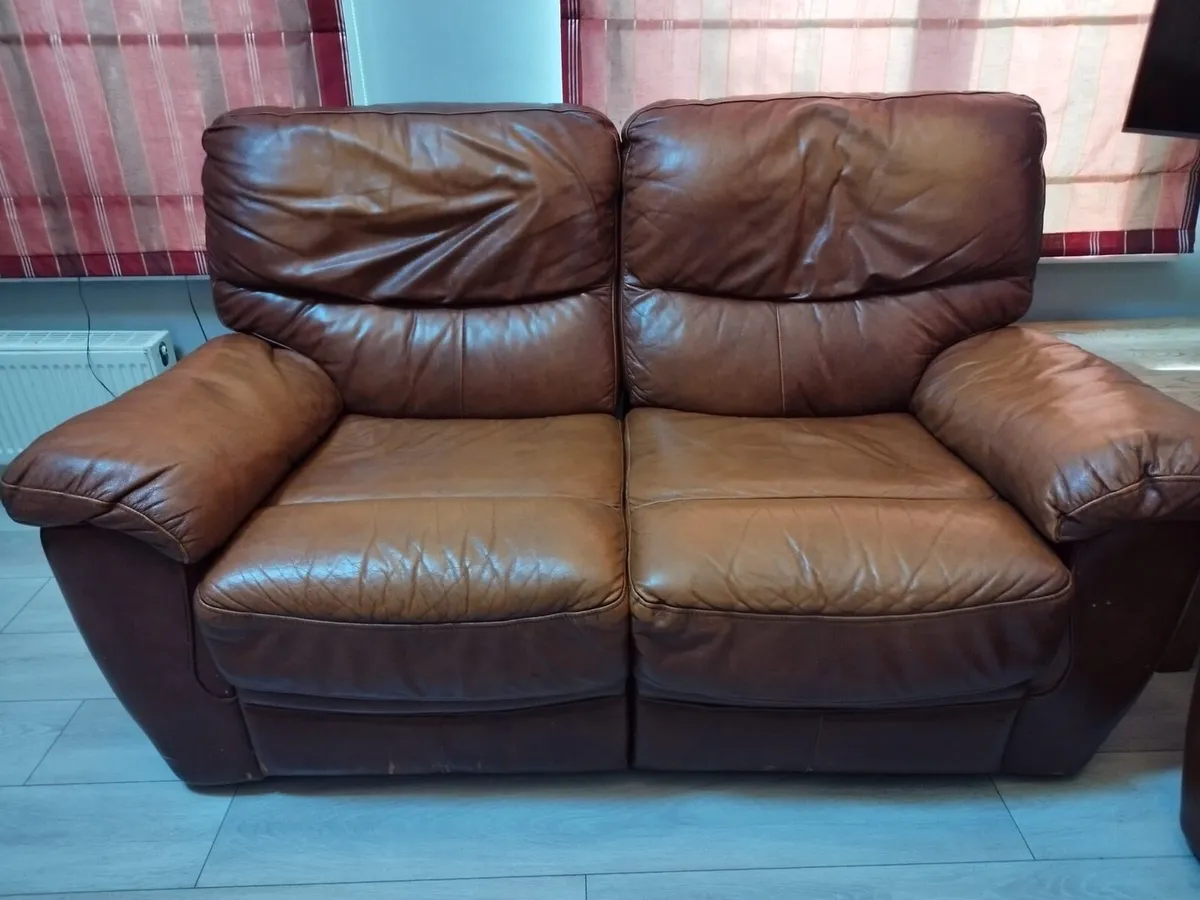 Leather Recliner Couches. 2+2+1 - Image 2