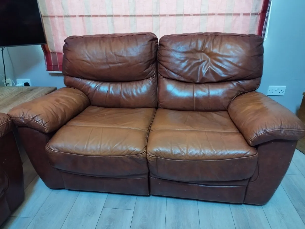 Leather Recliner Couches. 2+2+1 - Image 3