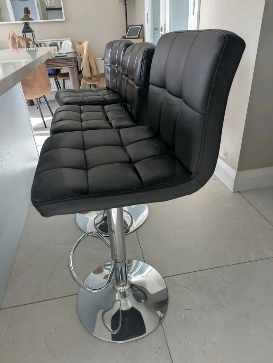 Kitchen stools - Image 2