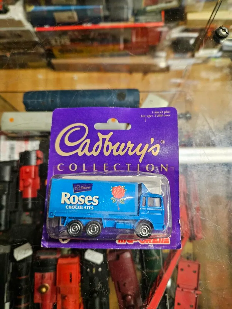 Corgi Majorette Cadbury Rose's Truck - Image 1