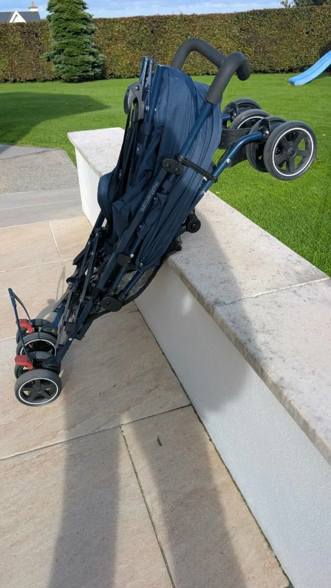 Stroller - Image 2