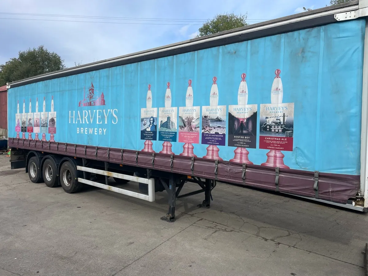 Curtainside trailer - Image 1