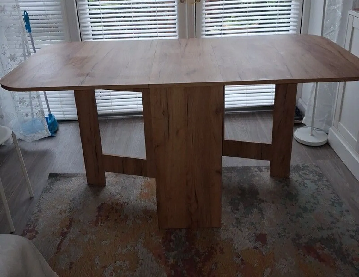 Dining table - Image 4