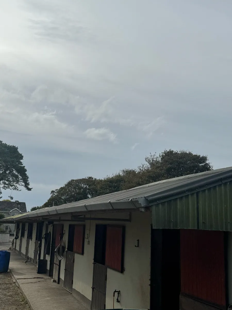 Canopy stables - Image 3
