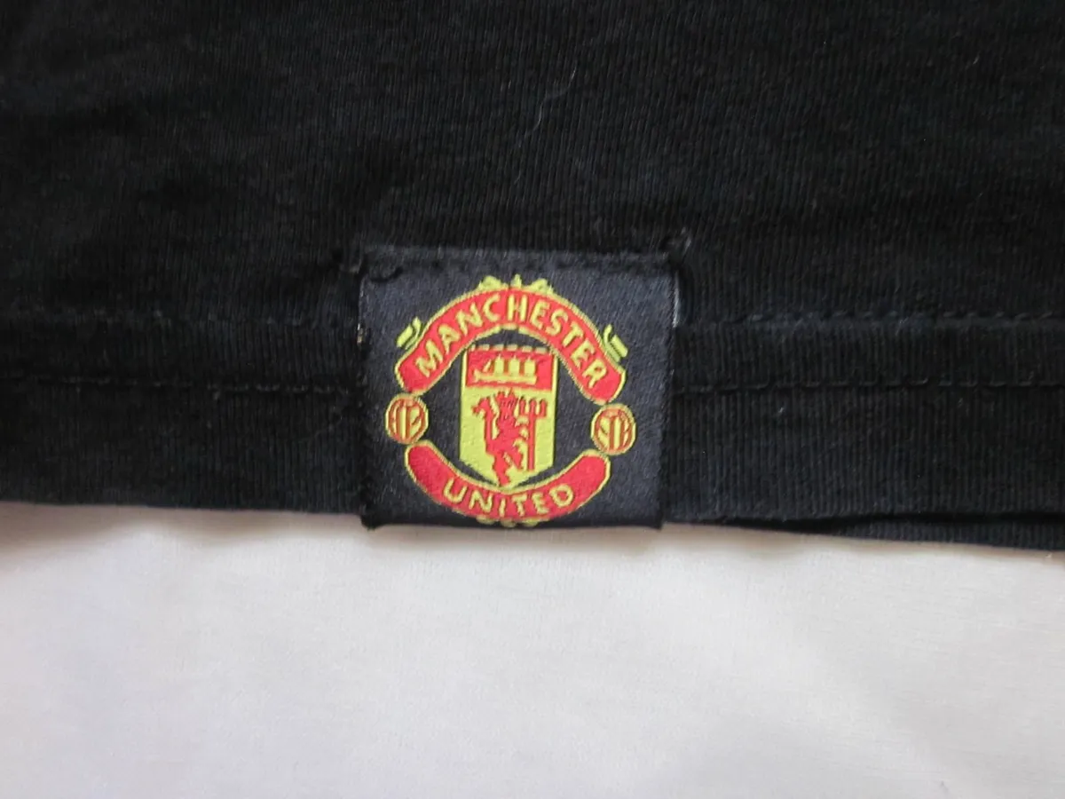 Vintage 1997 Manchester United FC Tee Shirt, 2XL - Image 2
