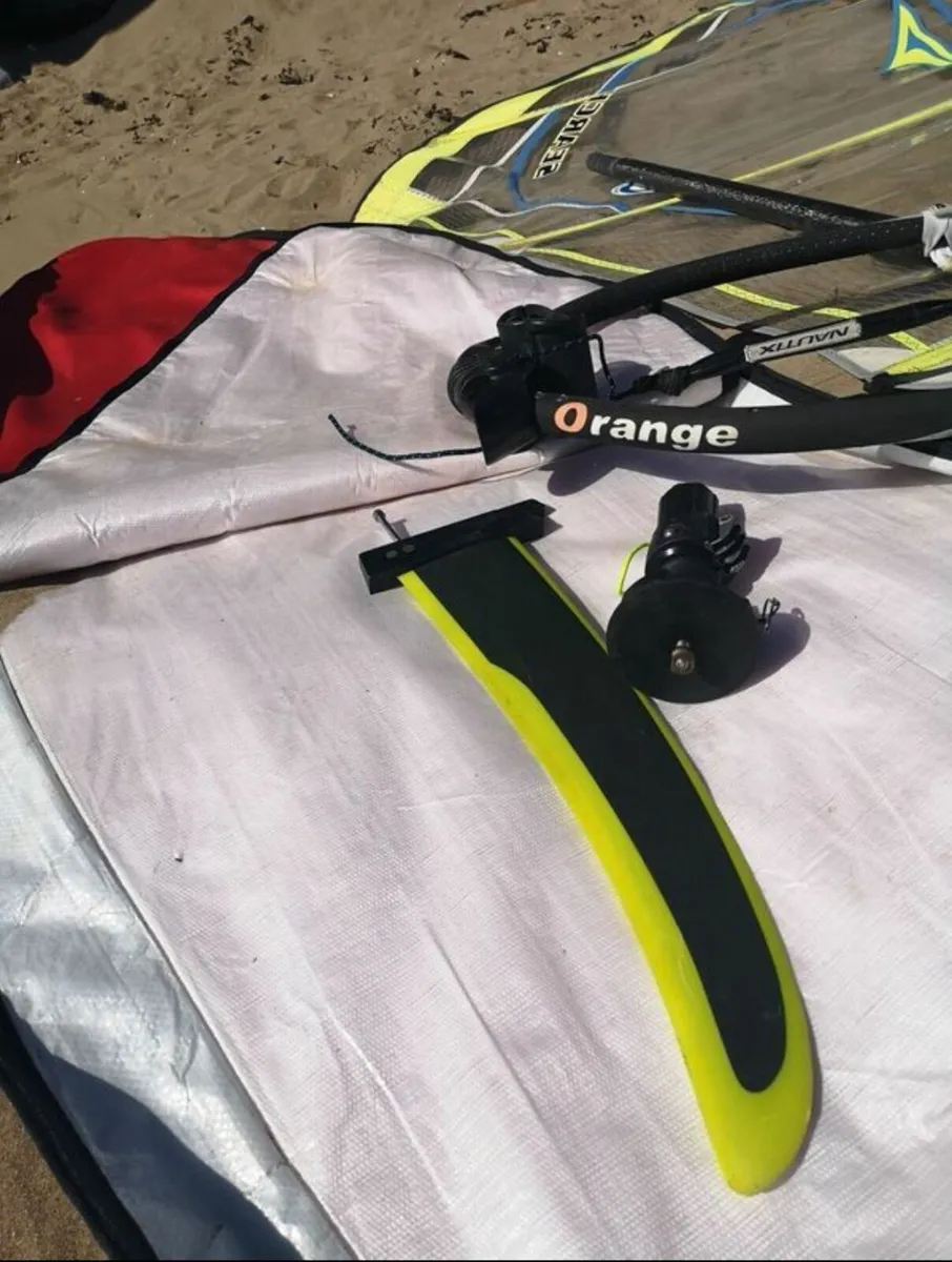 Windsurfing kit 152 l. Like new - Image 2