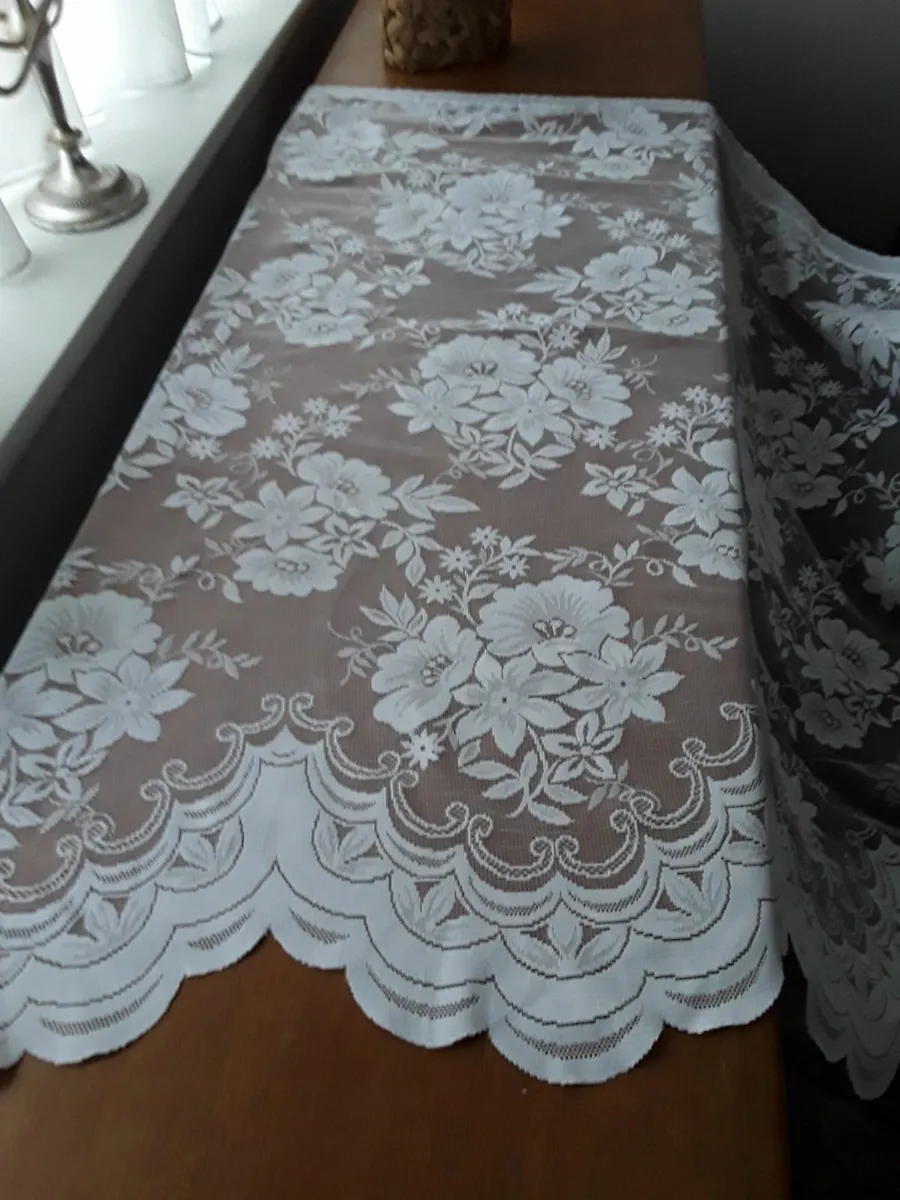 Lace curtains as new - Image 1