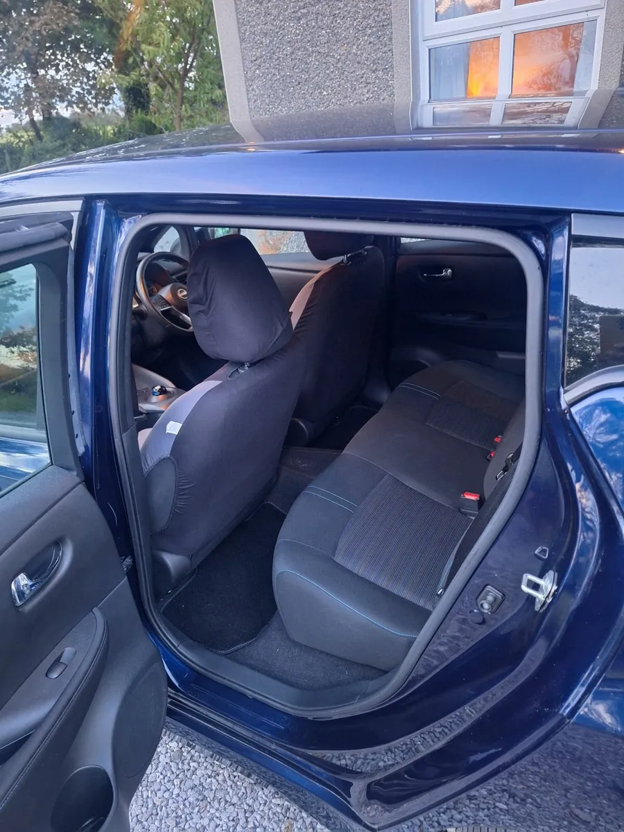 Nissan Leaf 2023 - Image 2
