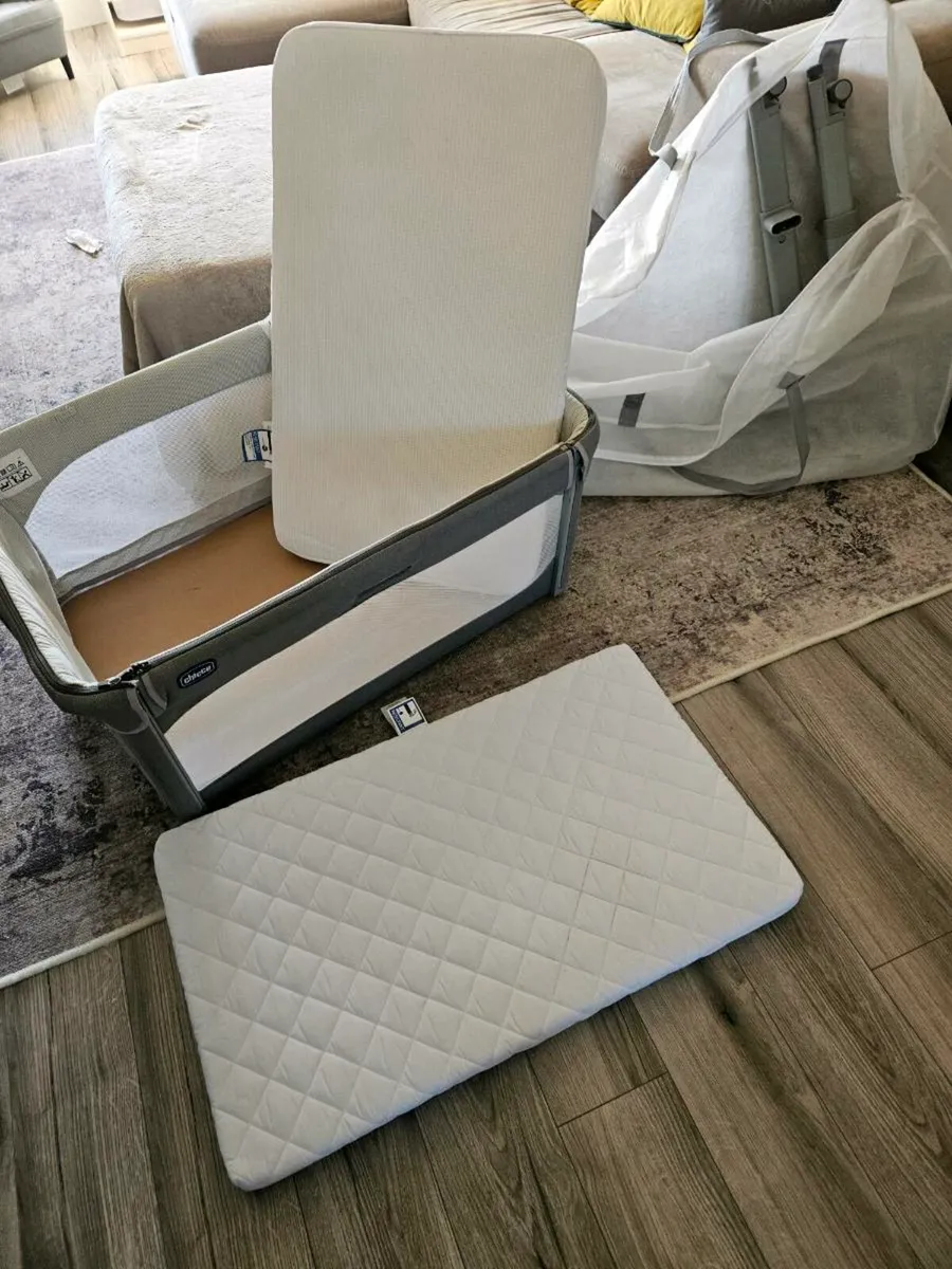 Chicco Next 2 Me Magic - Image 2