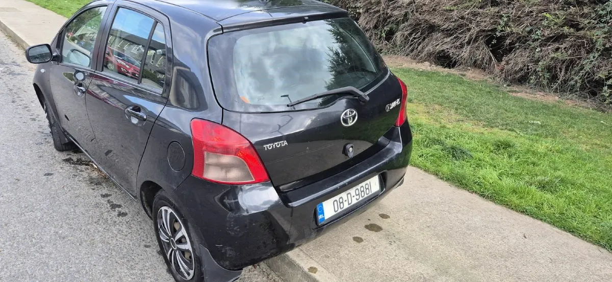 Toyota Yaris 2008 - Image 3