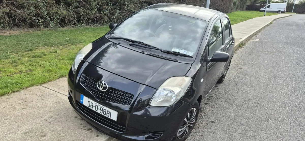 Toyota Yaris 2008 - Image 1