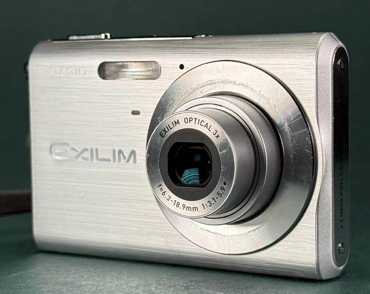 Casio Exilim EX-Z60 Digital Camera - Image 4