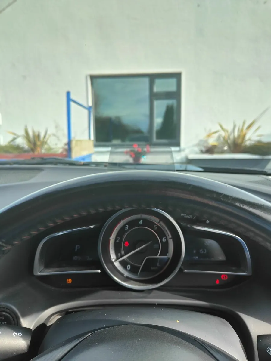 Mazda Mazda3 2014 - Image 3