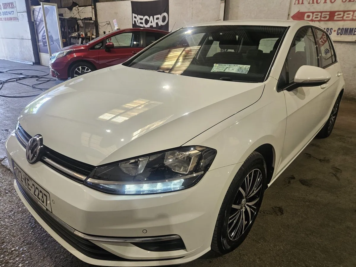 1.0 liter VW golf auto 2017 - Image 1