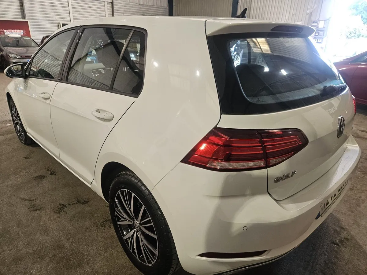 1.0 liter VW golf auto 2017 - Image 4