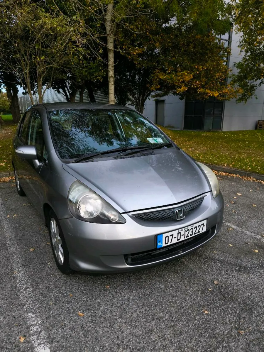 Honda jazz 1.3 Automatic low miles - Image 3