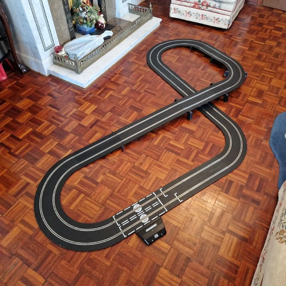 Scalextric ARC ONE American Muscle Set with extra track ( GT classic ) - Image 1