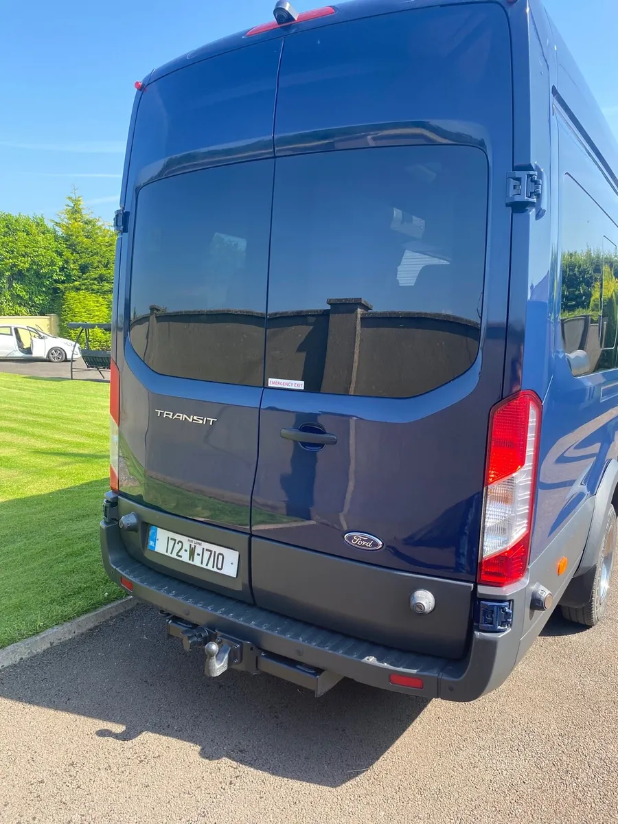 Bus - Image 2
