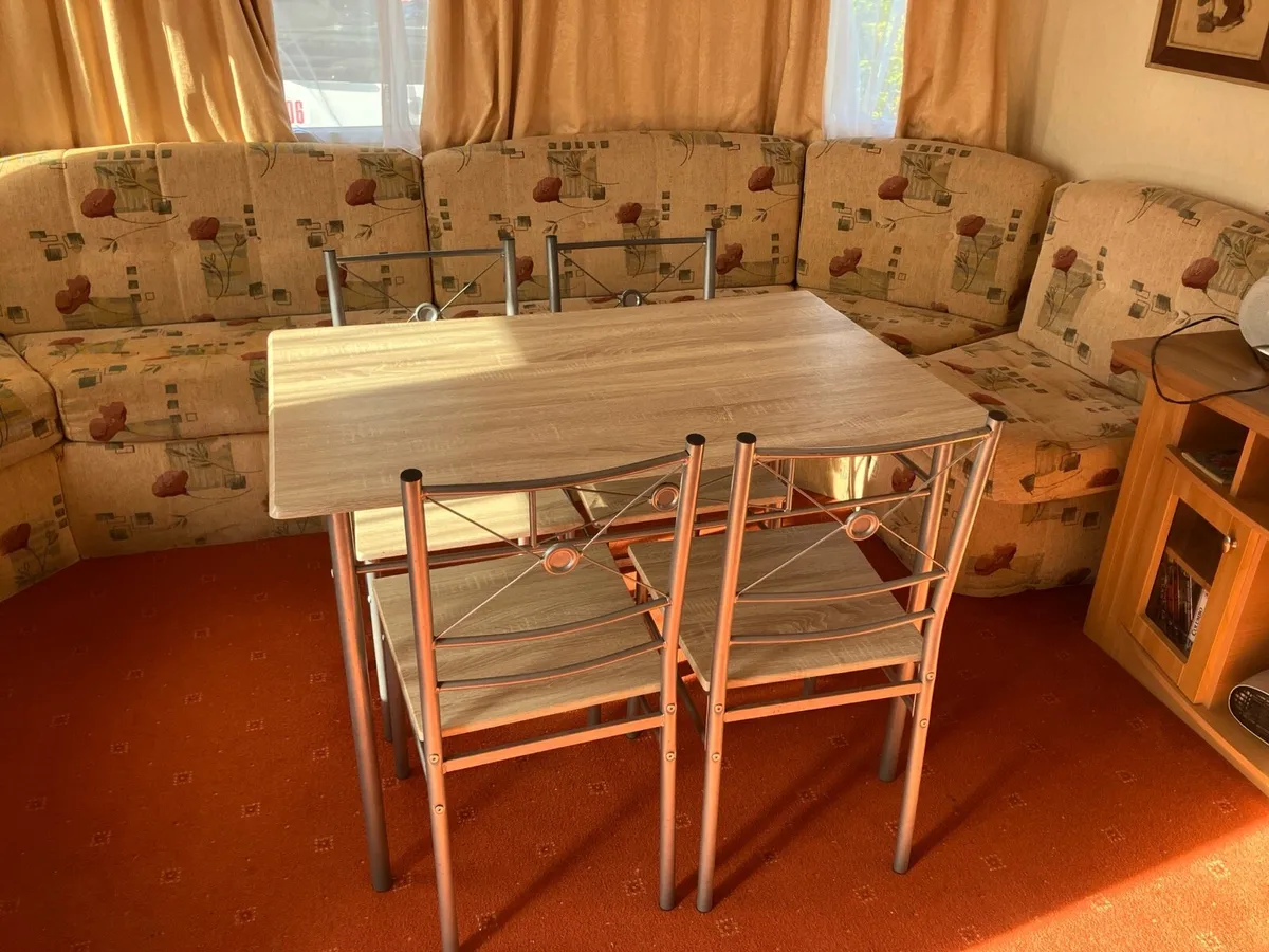 Small kitchen table and 4 chairs - Image 1