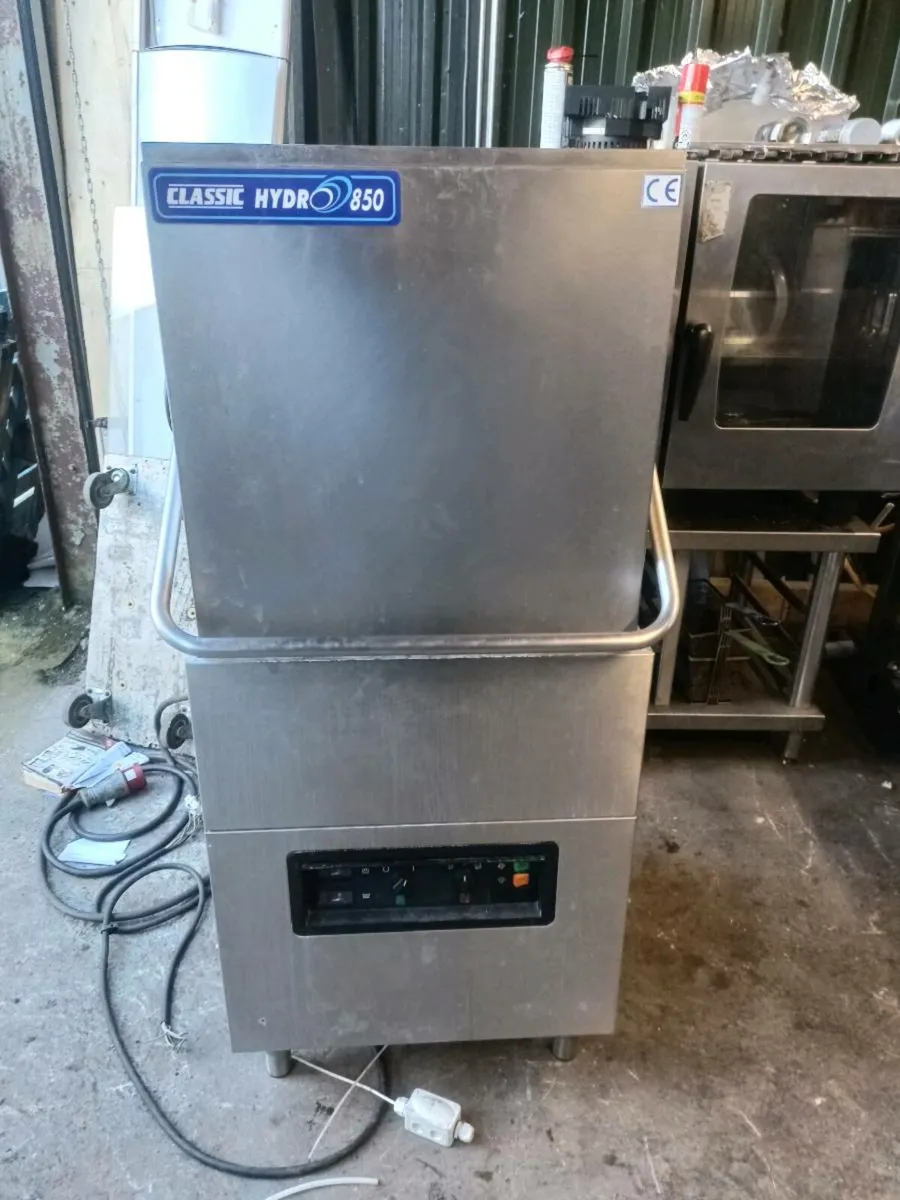 Warehouse clearance dishwasher - Image 2