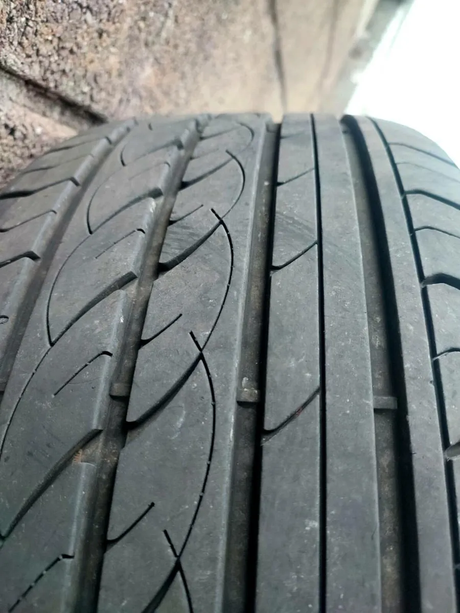 20' BMW wheels and tyres 5x120 - Image 3