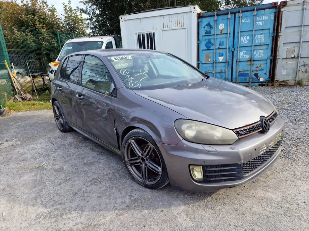 11 VOLKSWAGEN GOLF  1.6 TDI (CAYH) FOR BREAKING - Image 2