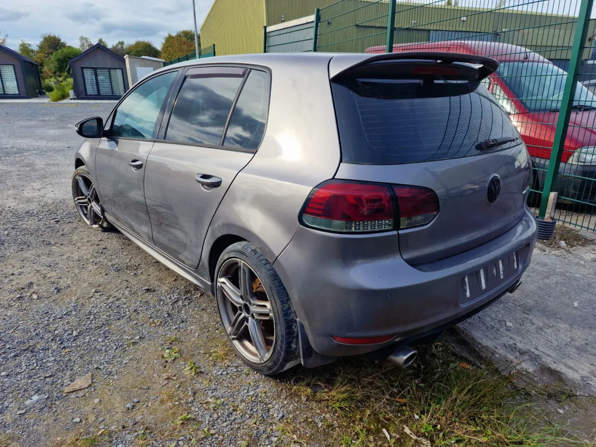 11 VOLKSWAGEN GOLF  1.6 TDI (CAYH) FOR BREAKING - Image 4