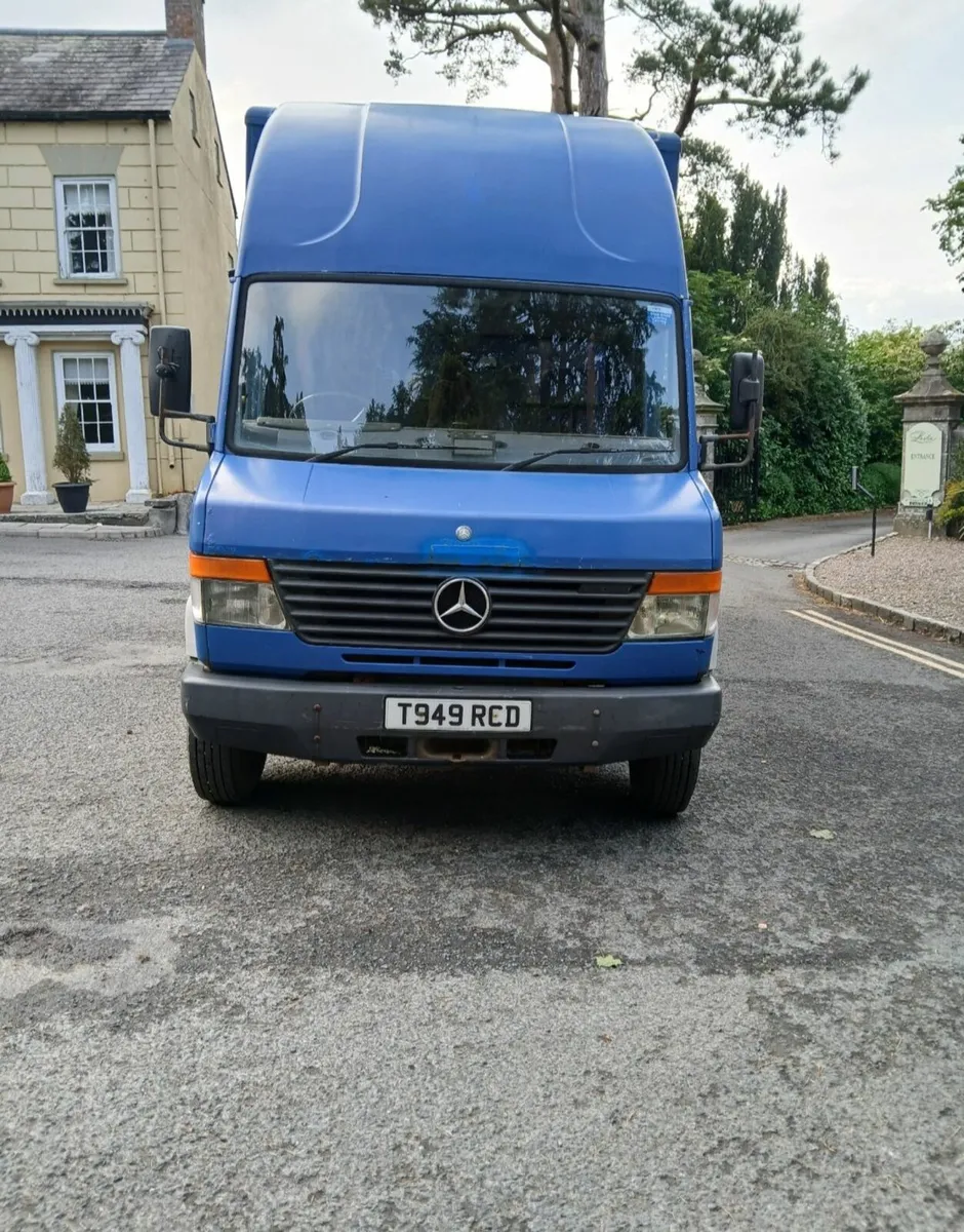 Horse lorry - Image 2