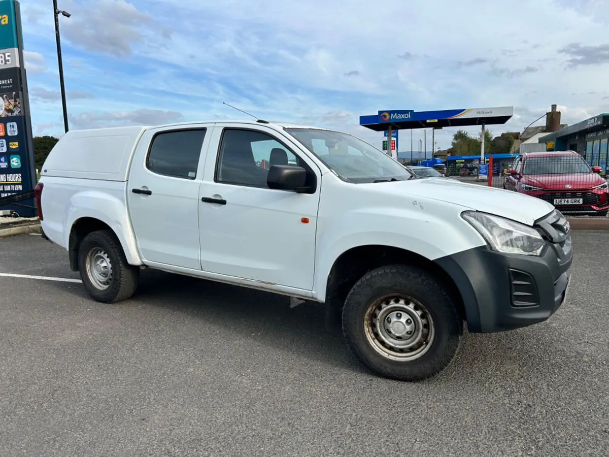 Isuzu D-Max 2018 - Image 2