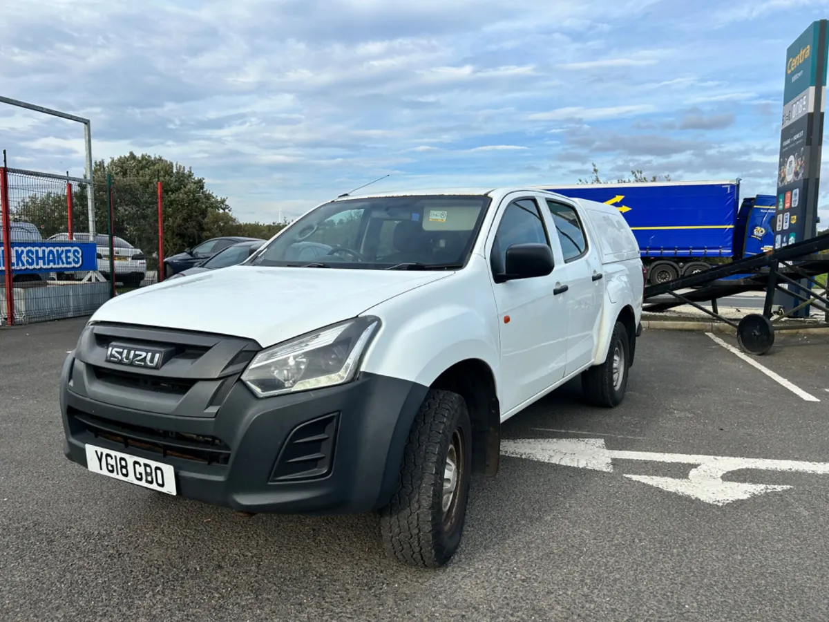 Isuzu D-Max 2018 - Image 1