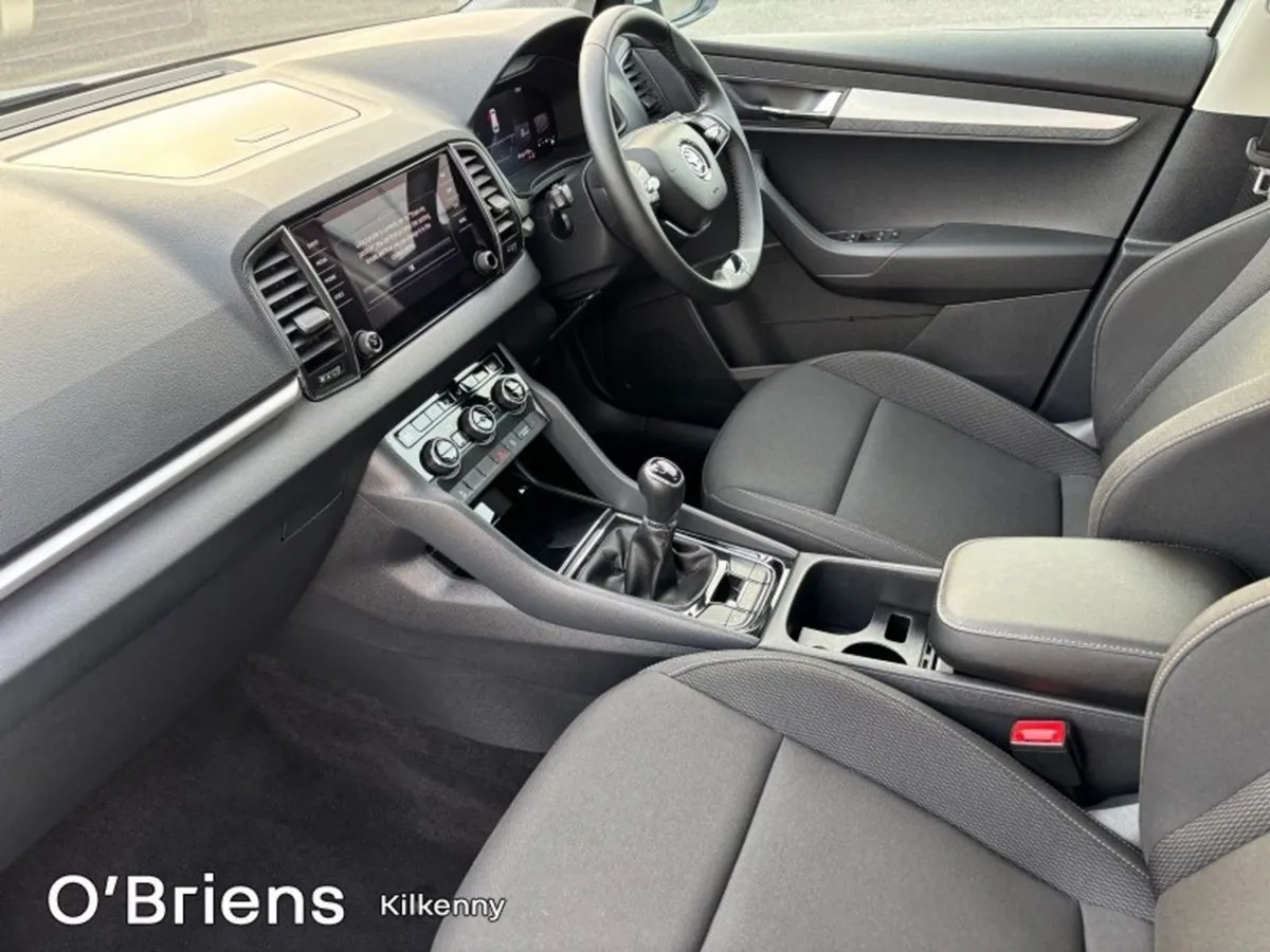 Skoda Karoq Ambition 2.0 TDI 115 BHP 5DR  1 Owner - Image 4