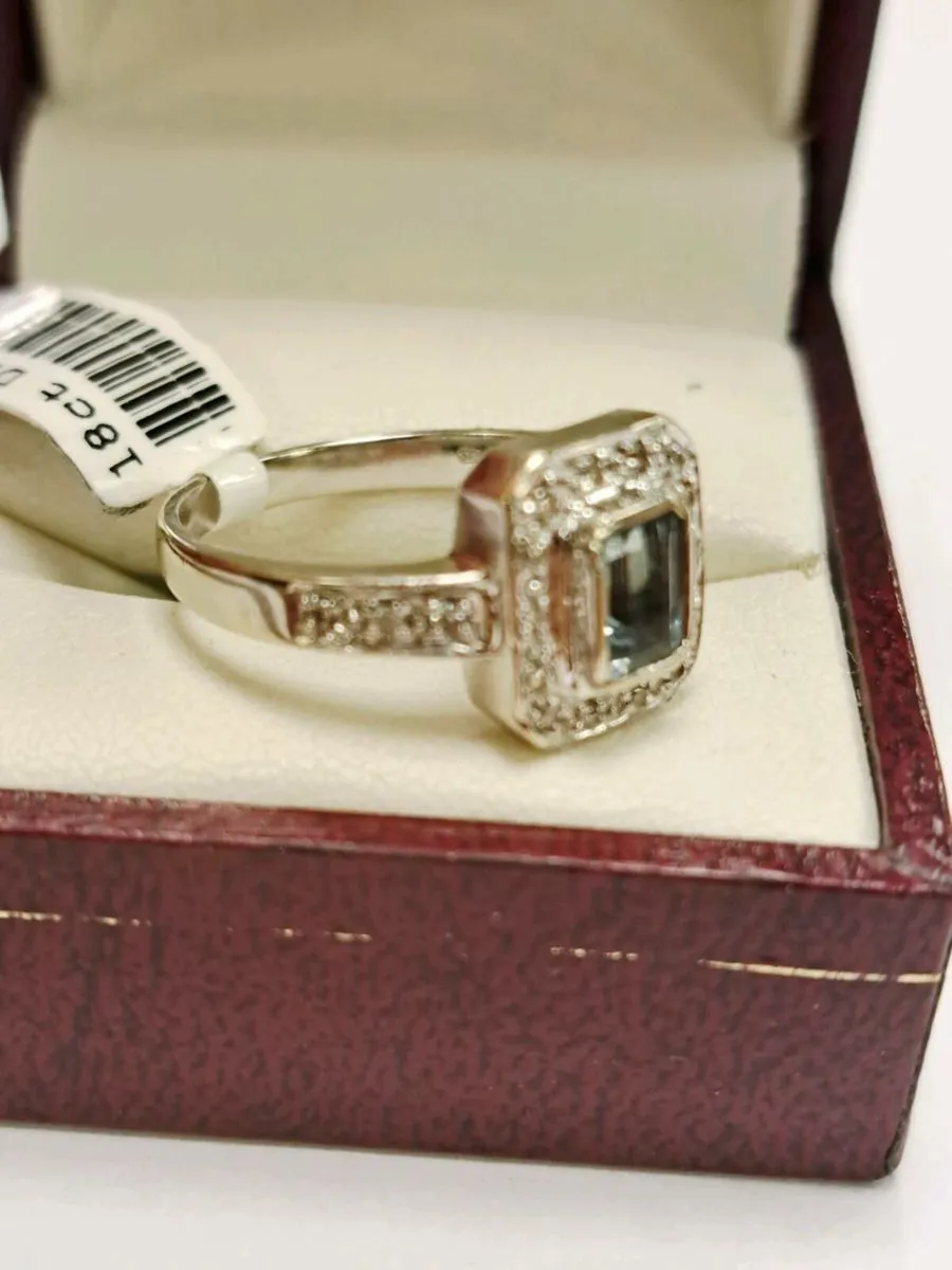 18K White Gold Diamond Ring 18CT - Image 2