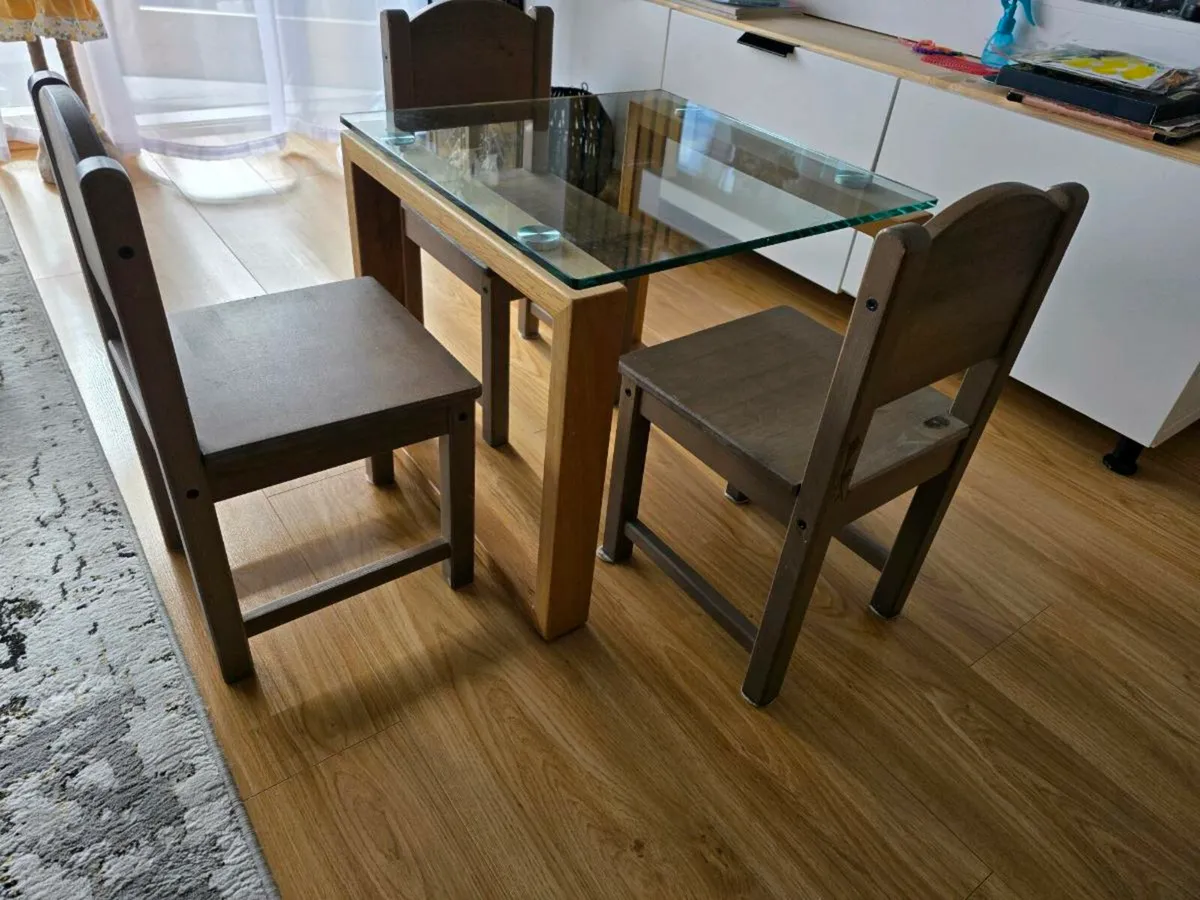 3 children chairs - Image 1