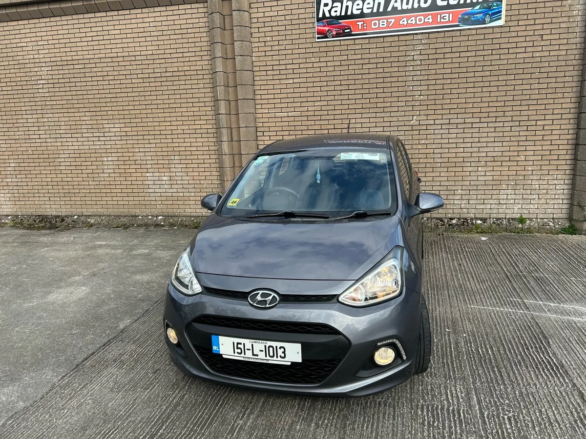 2015 HYUANDAI I10 DELUXE 4 dr - Image 3