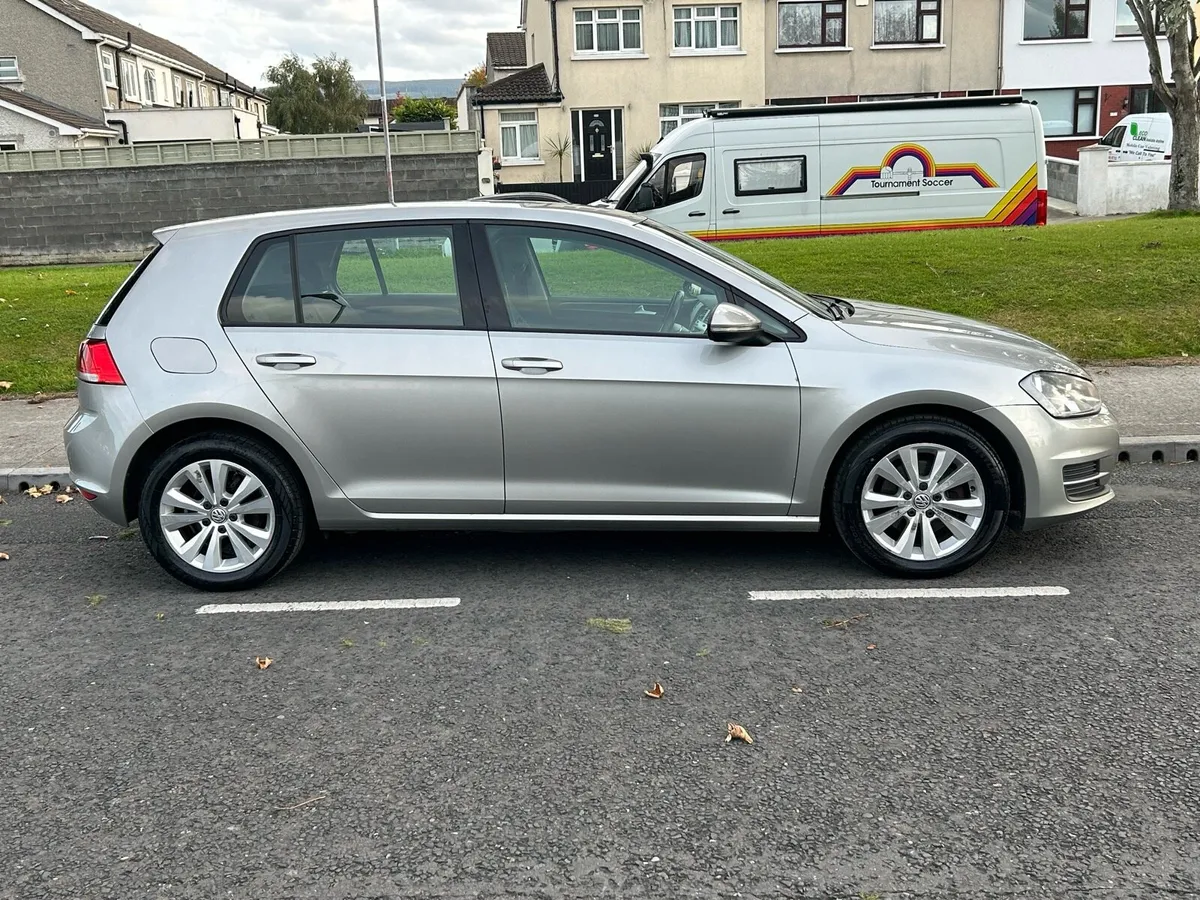 132 VOLKSWAGON GOLF 1.6 TDI 5DR NCT 8/26 - Image 3