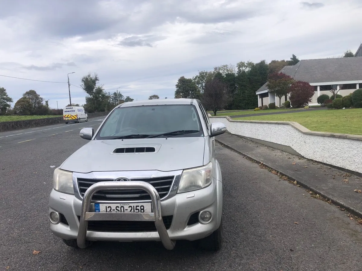 Toyota hilux - Image 3