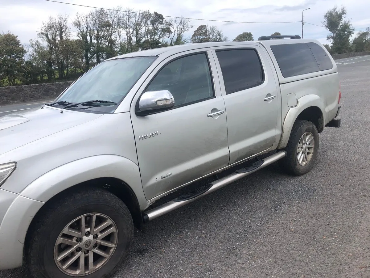 Toyota hilux - Image 4