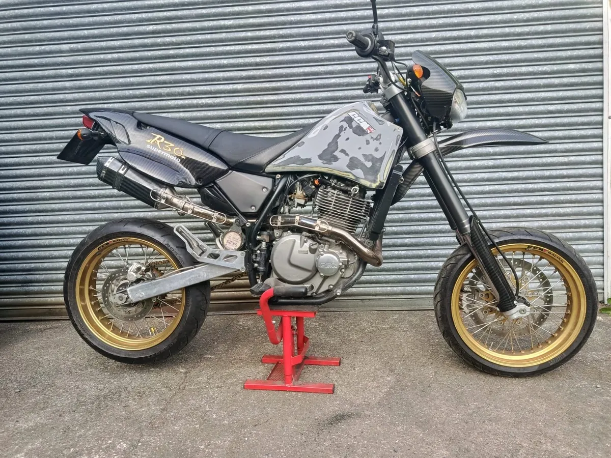CCM R30 / SUPERMOTO - Image 3