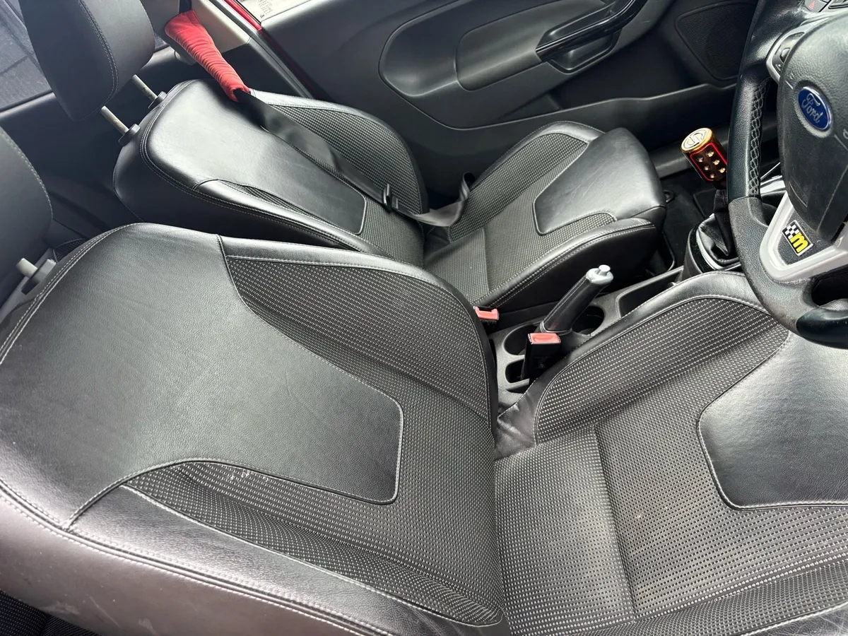 Ford Fiesta 2015 1.2 Petrol ST Replica 128kms! - Image 4