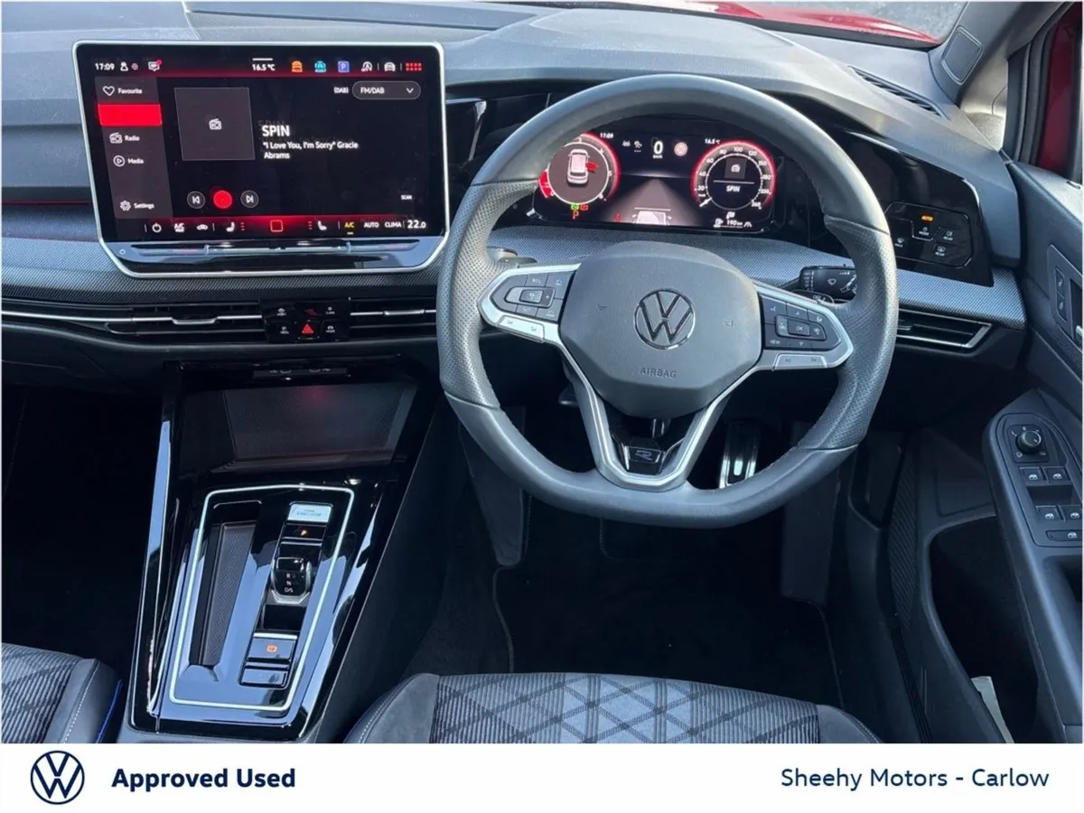 Volkswagen Golf 2.0tdi Rline DSG 5DR - Image 2