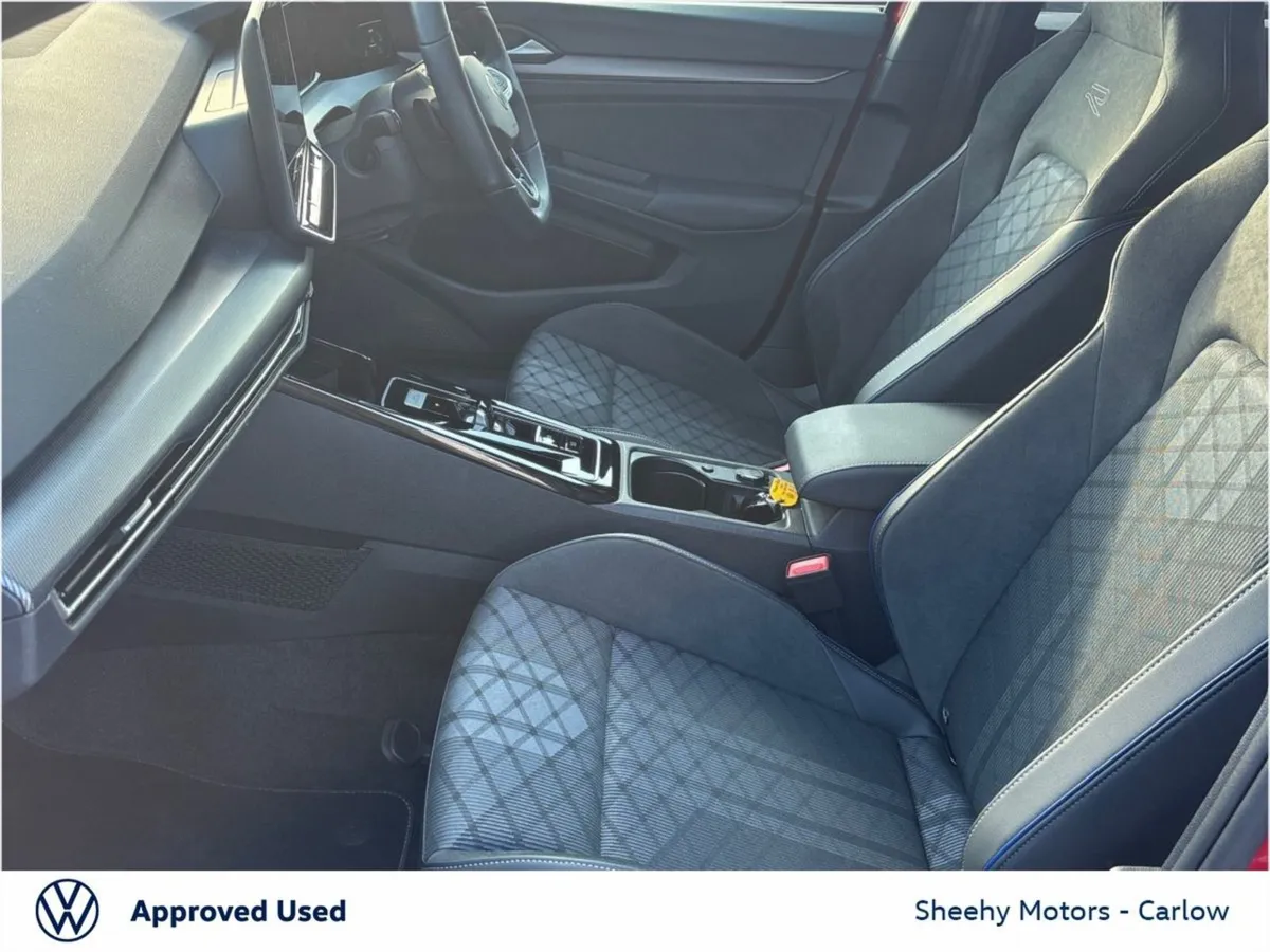 Volkswagen Golf 2.0tdi Rline DSG 5DR - Image 4