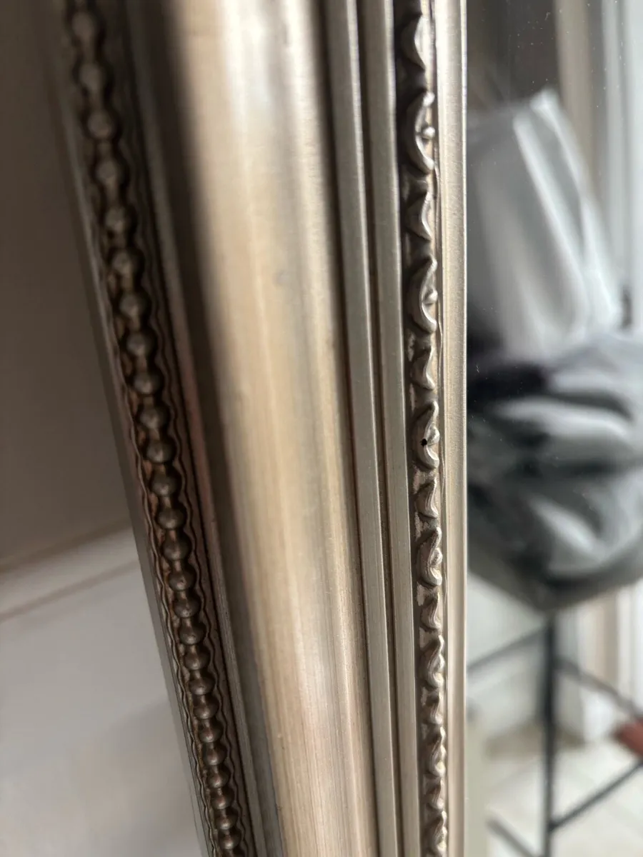 Bedroom mirror - Image 3