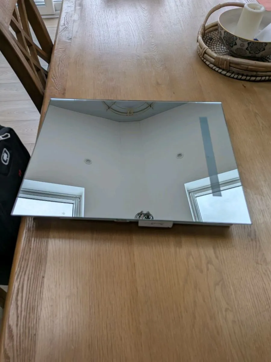 Bathroom  Mirror Demister - Image 1